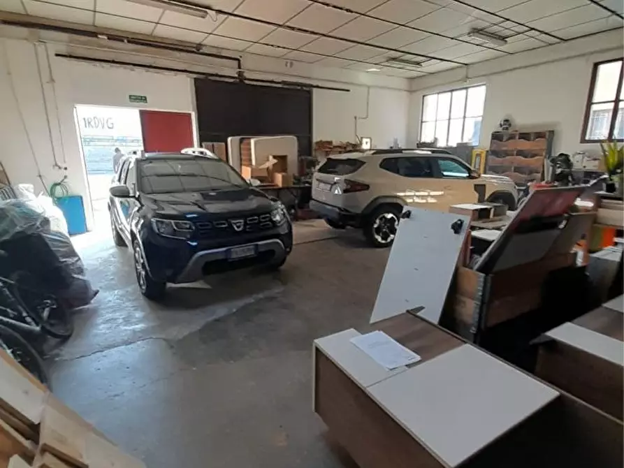 capannone in vendita a Mantova in zona Corso Vittorio Emanuele II