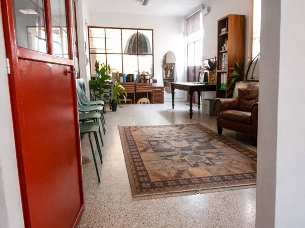 locale commerciale in vendita a Mantova