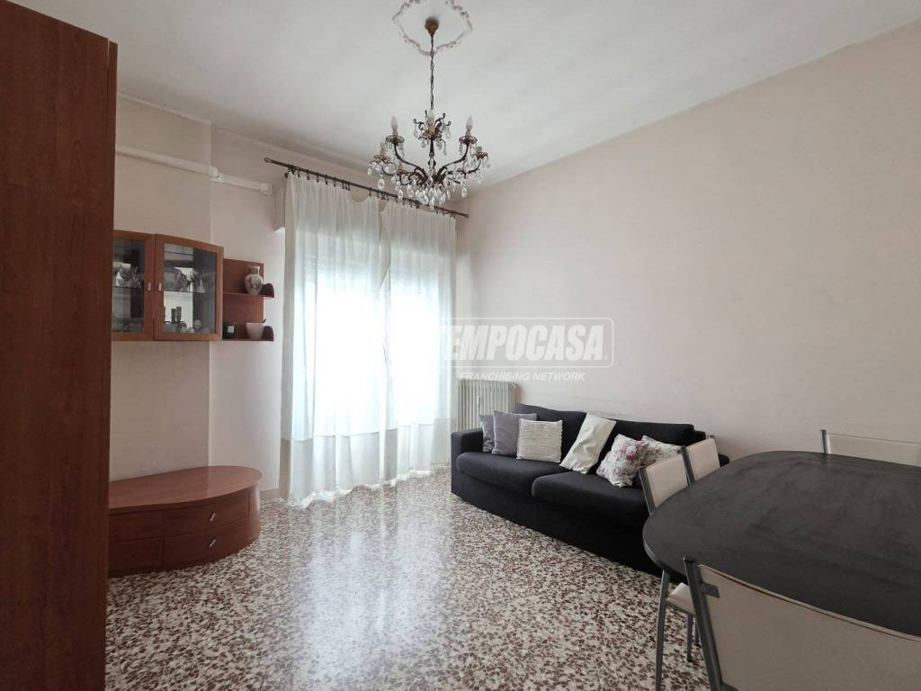 appartamento in vendita a Mantova in zona Tè Brunetti