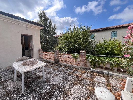 appartamento in vendita a Mantova in zona Centro Storico