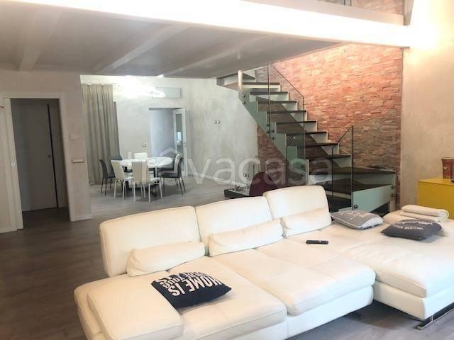 appartamento in vendita a Mantova in zona Centro Storico