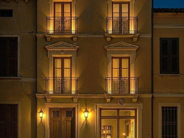 casa indipendente in vendita a Mantova