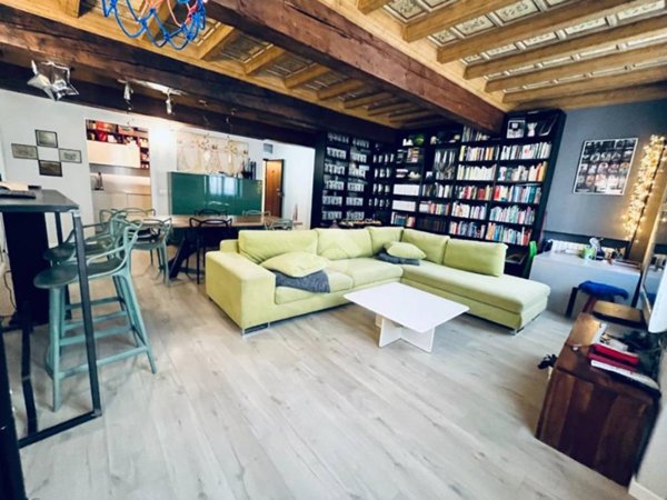 appartamento in vendita a Mantova in zona Centro Storico