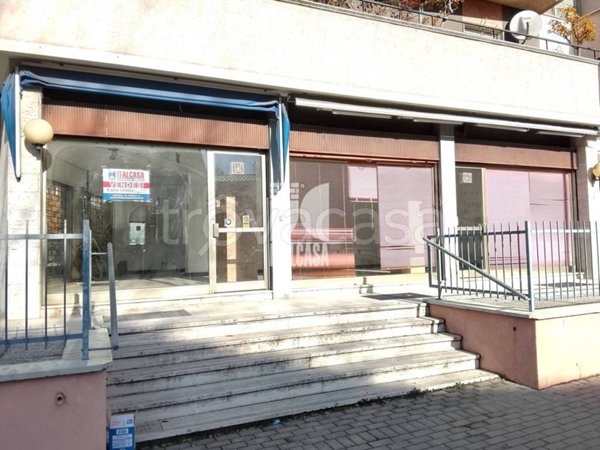 negozio in vendita a Mantova in zona Valletta Valsecchi