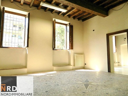 appartamento in vendita a Mantova in zona Centro Storico