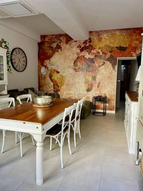 appartamento in vendita a Mantova in zona Centro Storico