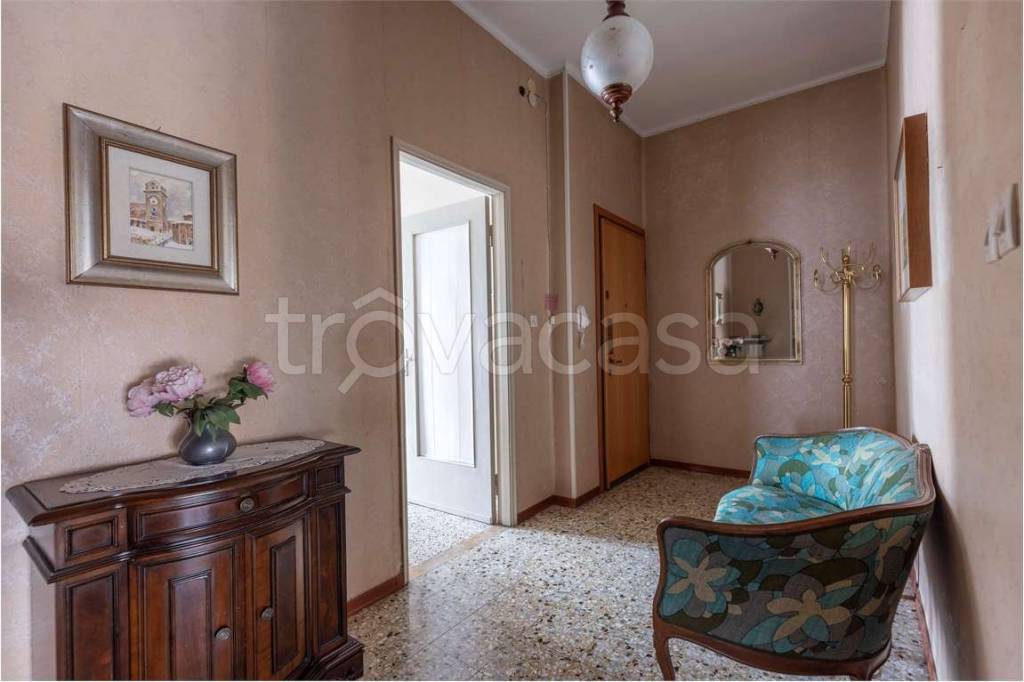 appartamento in vendita a Mantova in zona Valletta Paiolo