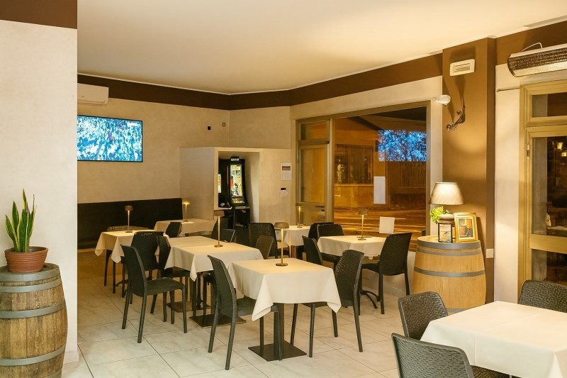 negozio in vendita a Mantova in zona Centro Storico