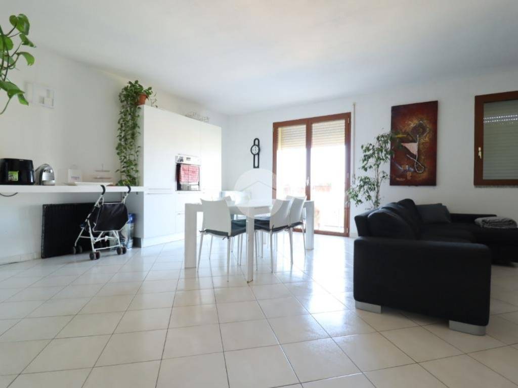 appartamento in vendita a Mantova in zona Cittadella