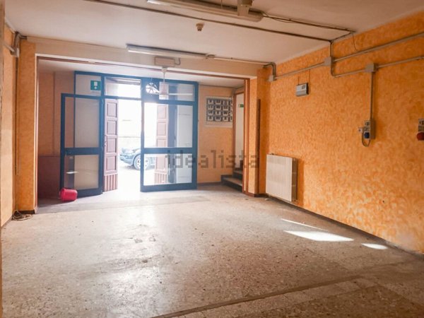 trivano in vendita a Mantova