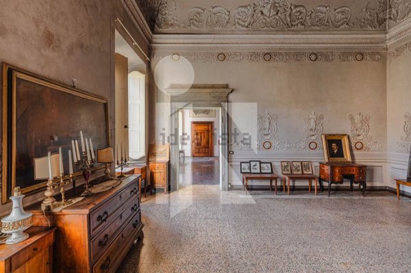 appartamento in vendita a Mantova in zona Centro Storico