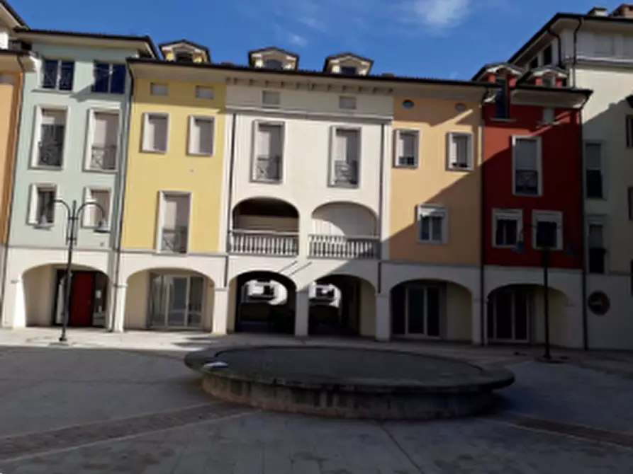 ufficio in vendita a Mantova in zona Tè Brunetti