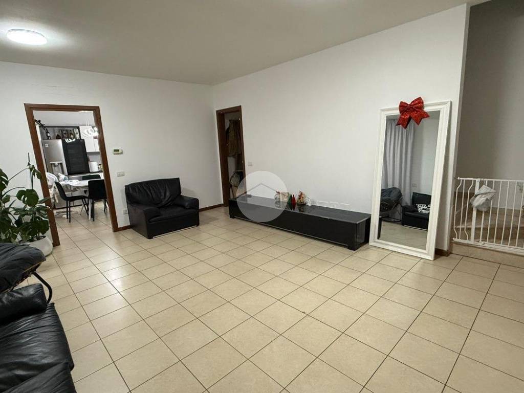 casa indipendente in vendita a Mantova in zona Cittadella