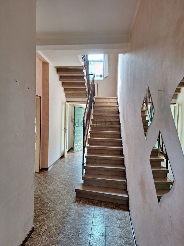 casa indipendente in vendita a Mantova