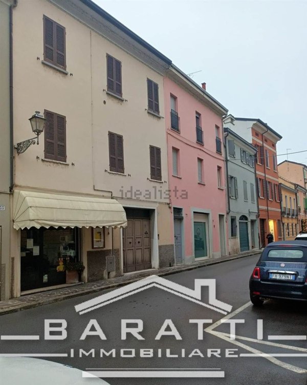 casa indipendente in vendita a Mantova