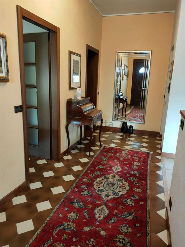 casa indipendente in vendita a Mantova