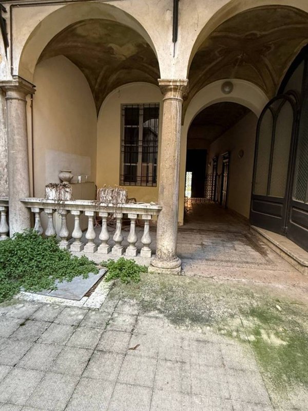 appartamento in vendita a Mantova in zona Centro Storico