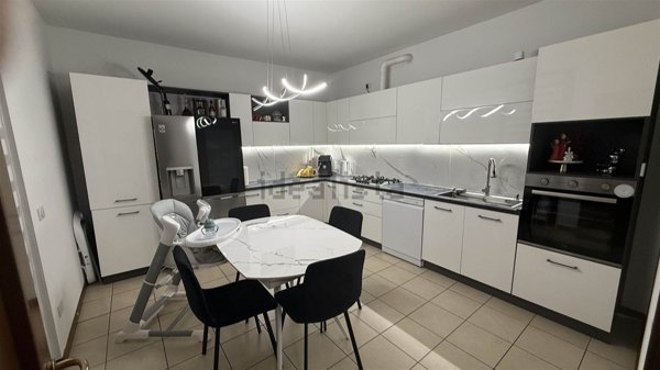 casa indipendente in vendita a Mantova in zona Gambarana