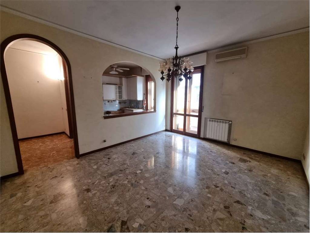 appartamento in vendita a Mantova in zona Valletta Paiolo