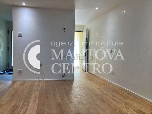 appartamento in vendita a Mantova in zona Centro Storico