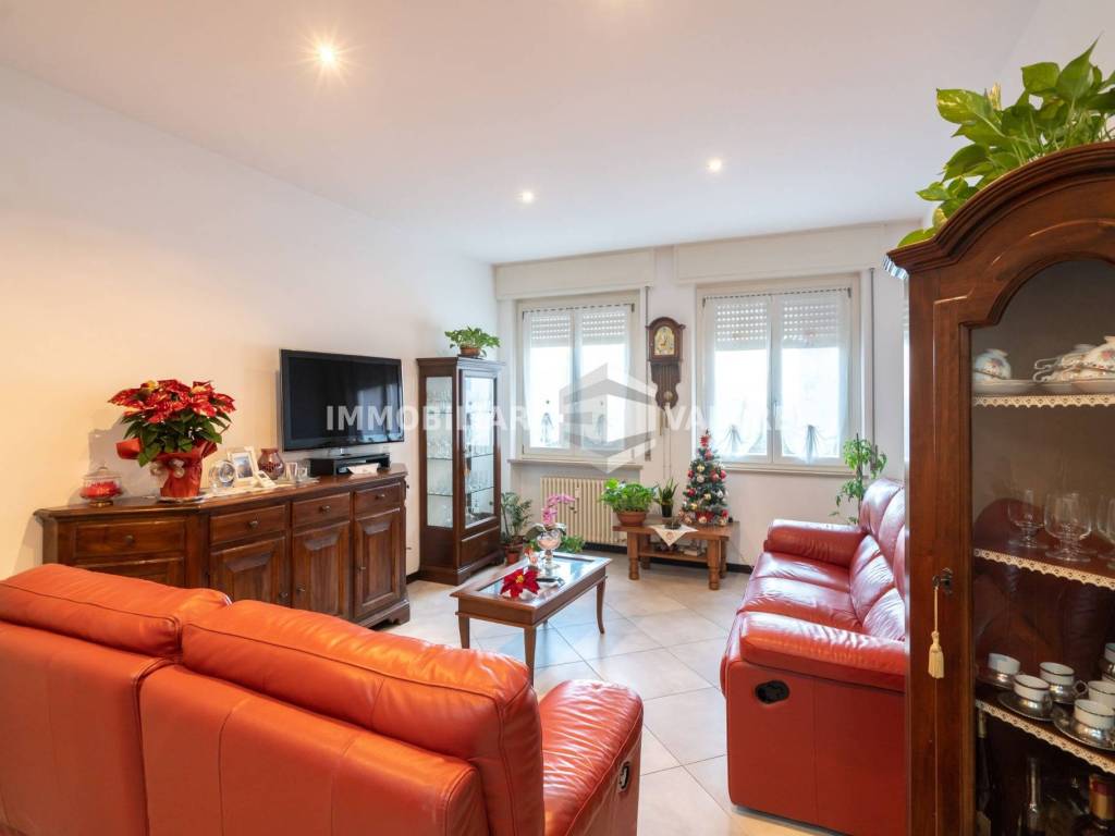 appartamento in vendita a Mantova in zona Tè Brunetti