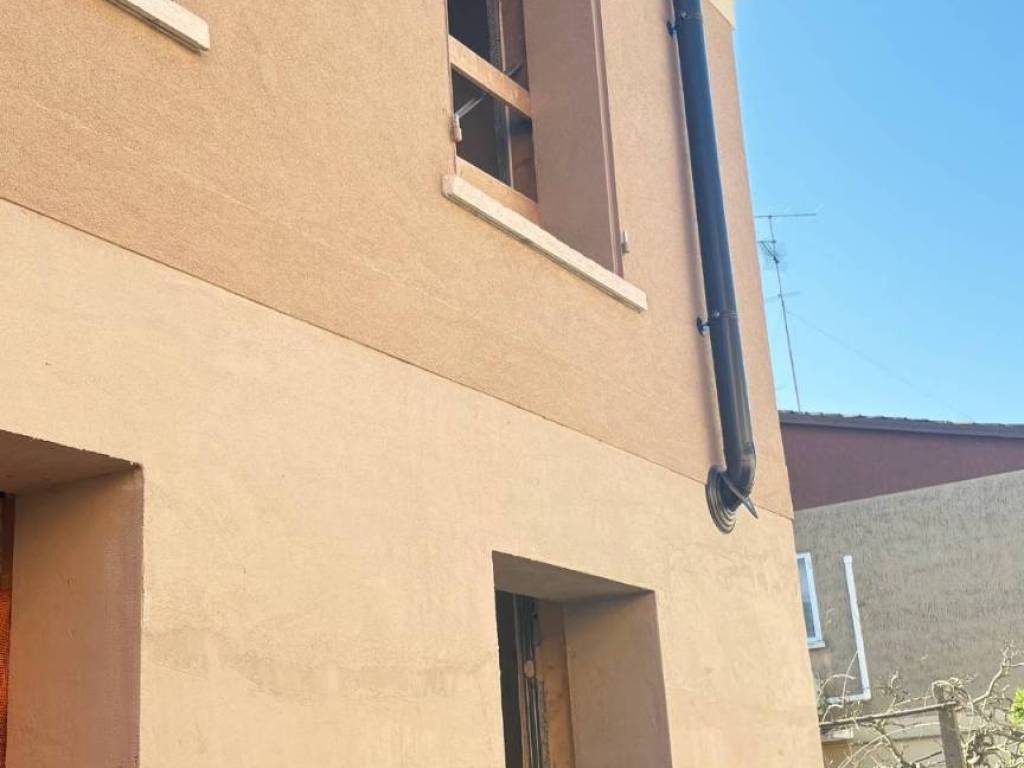 appartamento in vendita a Mantova in zona Strada Dosso del Corso