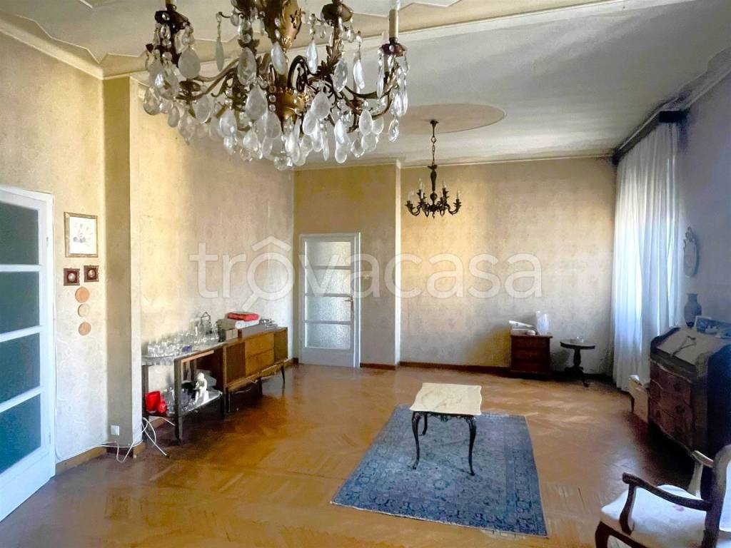 appartamento in vendita a Mantova in zona Centro Storico