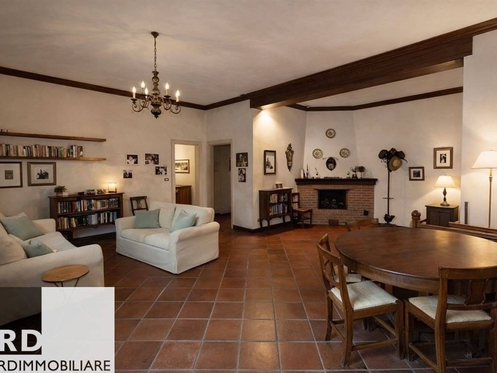 casa indipendente in vendita a Mantova in zona Centro Storico