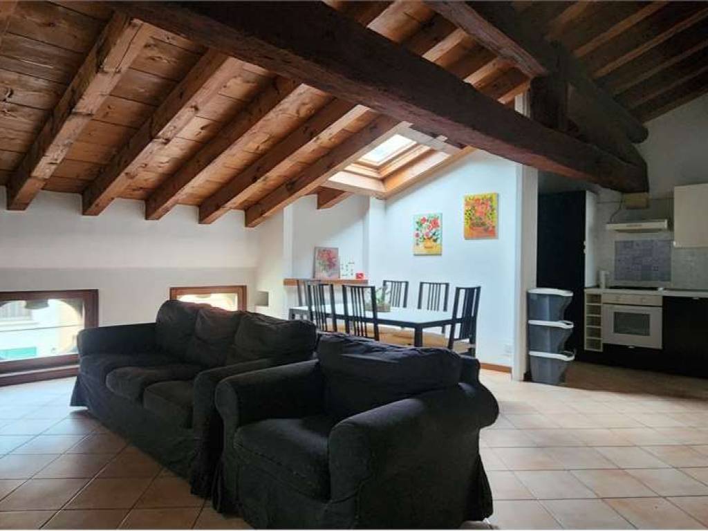 appartamento in vendita a Mantova in zona Centro Storico