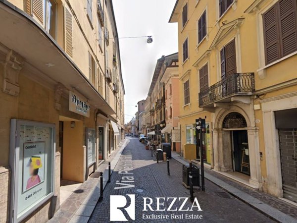 negozio in vendita a Mantova in zona Centro Storico