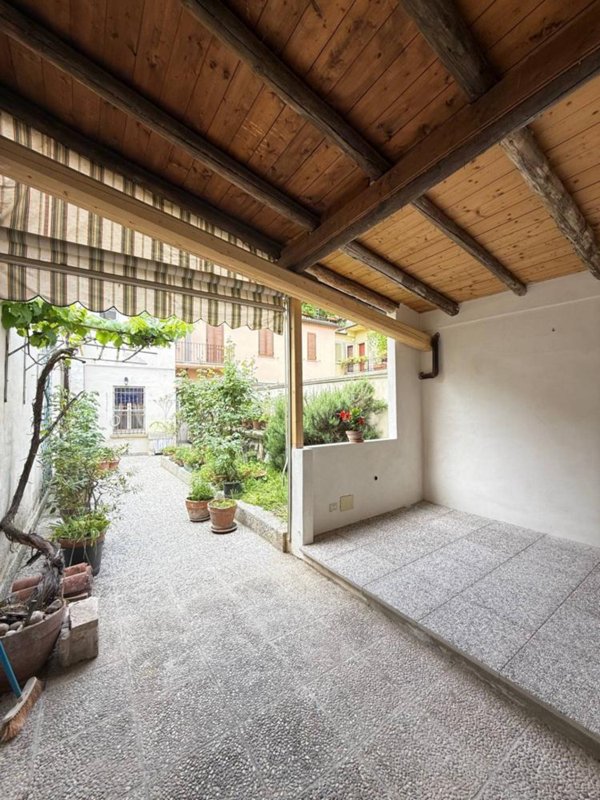 casa indipendente in vendita a Mantova