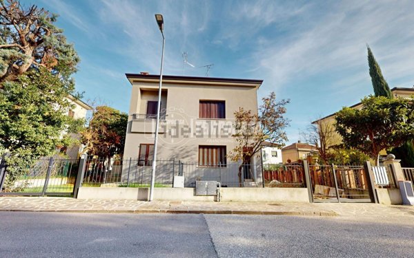 appartamento in vendita a Mantova in zona Viale Pompilio