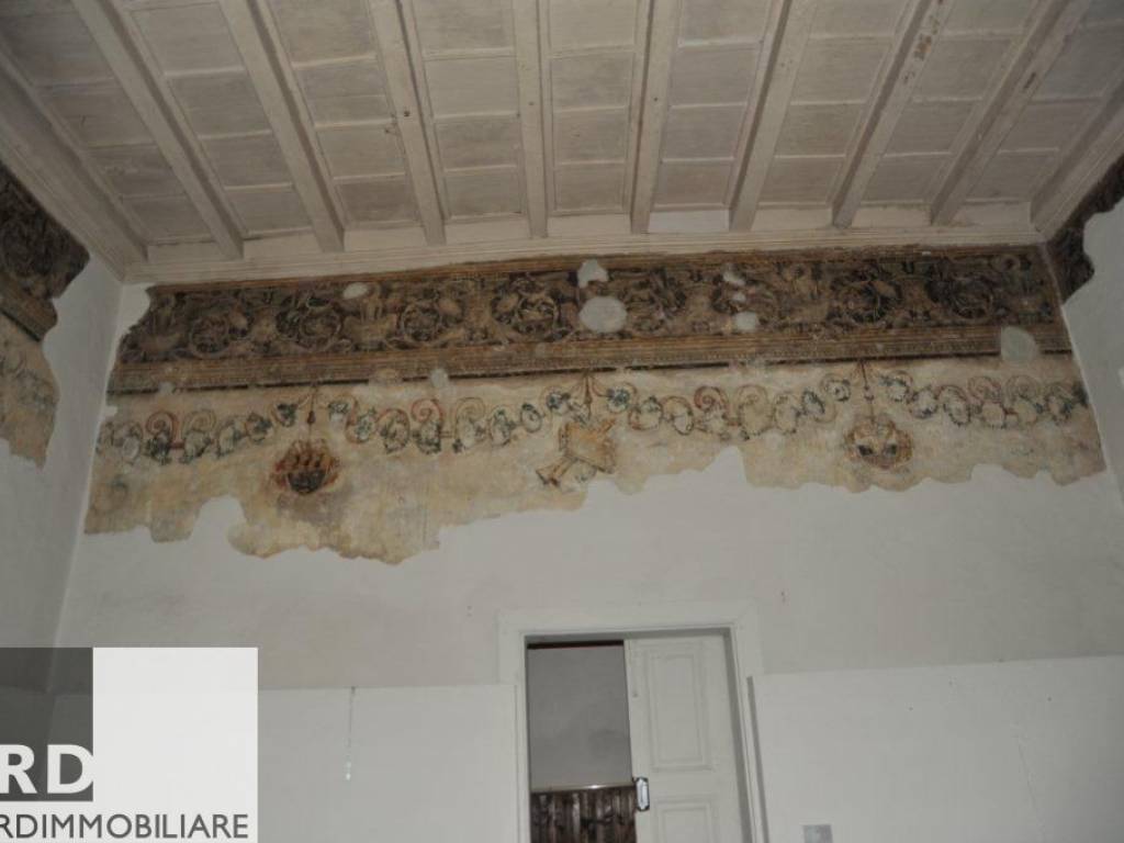 intera palazzina in vendita a Mantova in zona Centro Storico