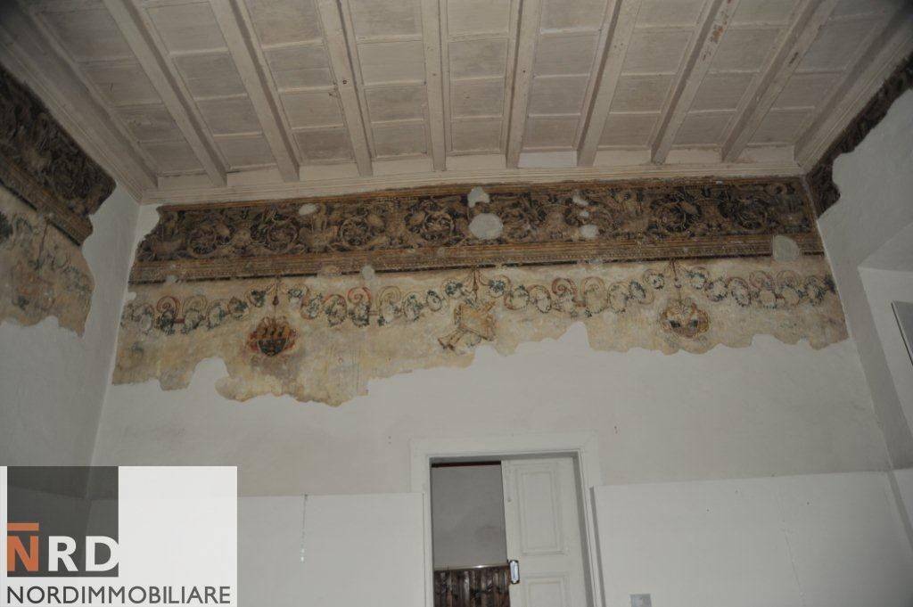 negozio in vendita a Mantova in zona Centro Storico