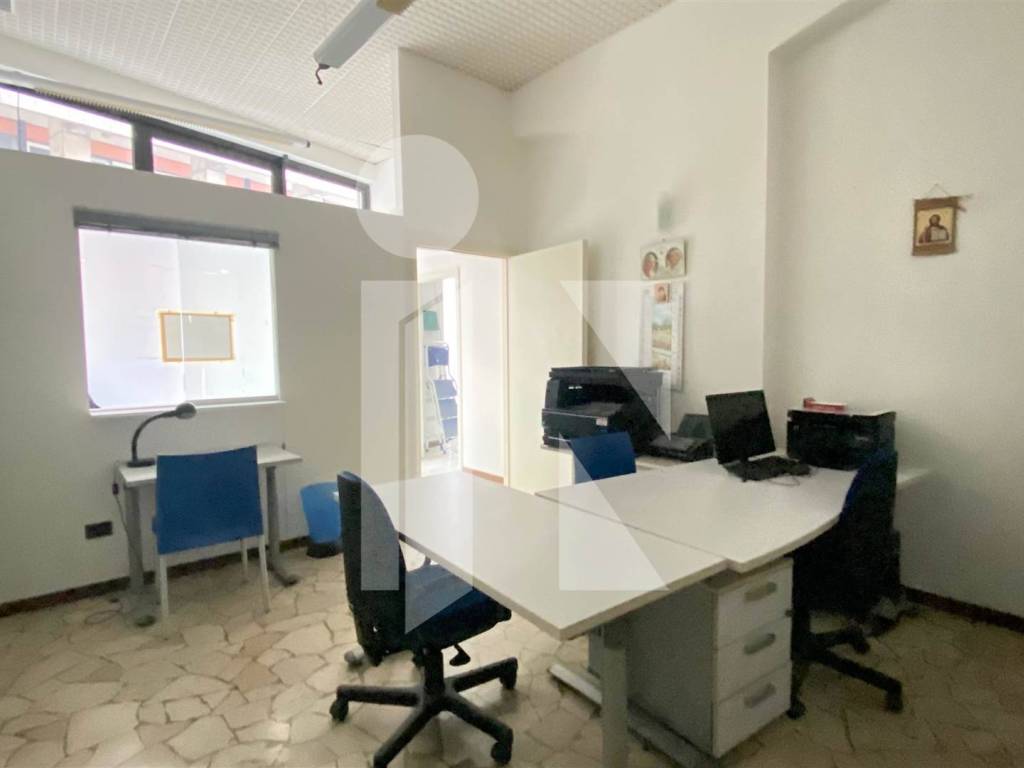 ufficio in vendita a Mantova in zona Centro Storico