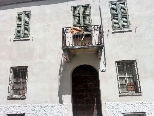 casa indipendente in vendita a Mantova in zona Centro Storico