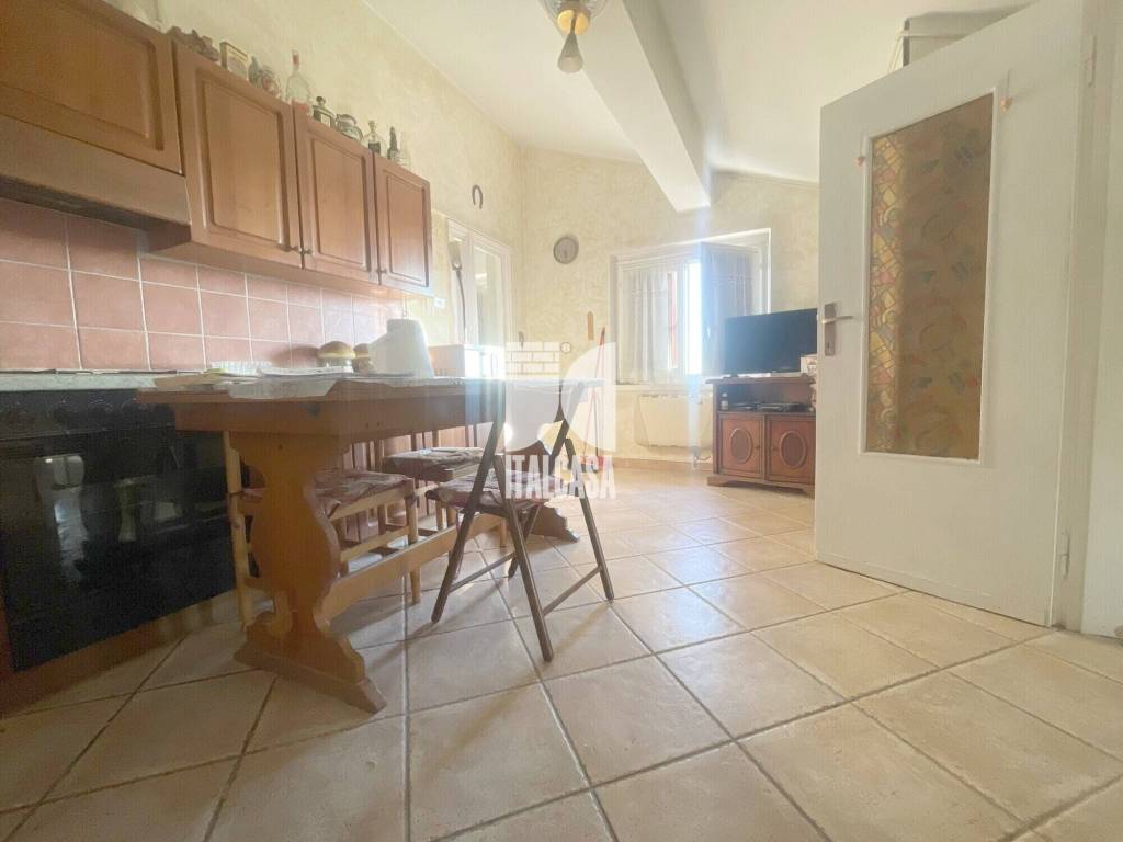 appartamento in vendita a Mantova in zona Lunetta-Frassino