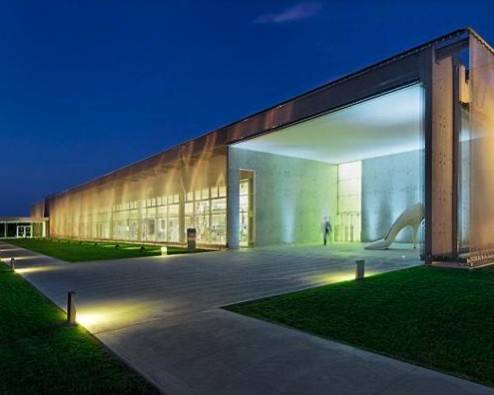 locale commerciale in vendita a Mantova