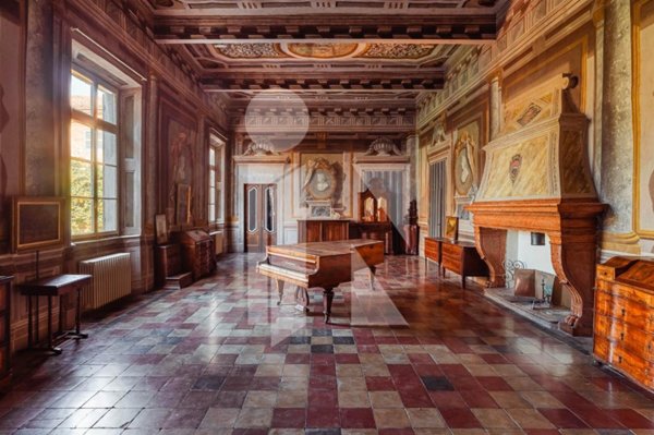 appartamento in vendita a Mantova in zona Centro Storico