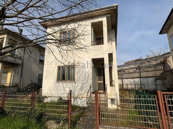 casa indipendente in vendita a Mantova in zona Cittadella