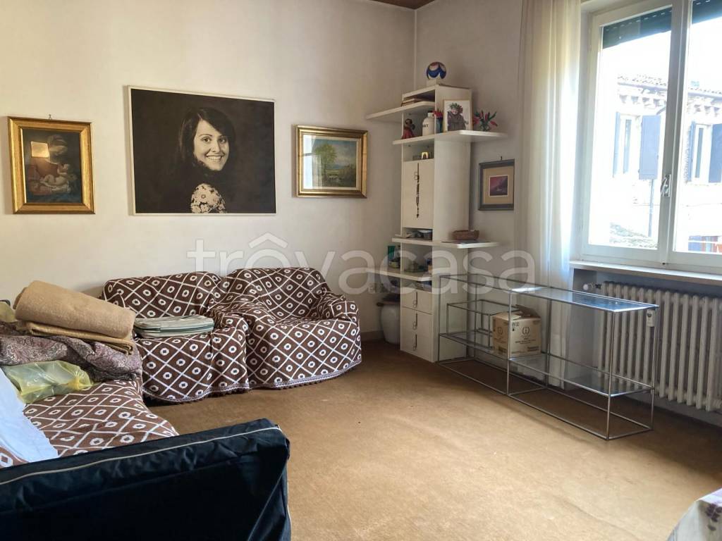 appartamento in vendita a Mantova in zona Centro Storico