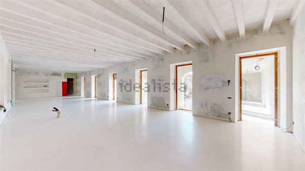 appartamento in vendita a Mantova in zona Virgiliana