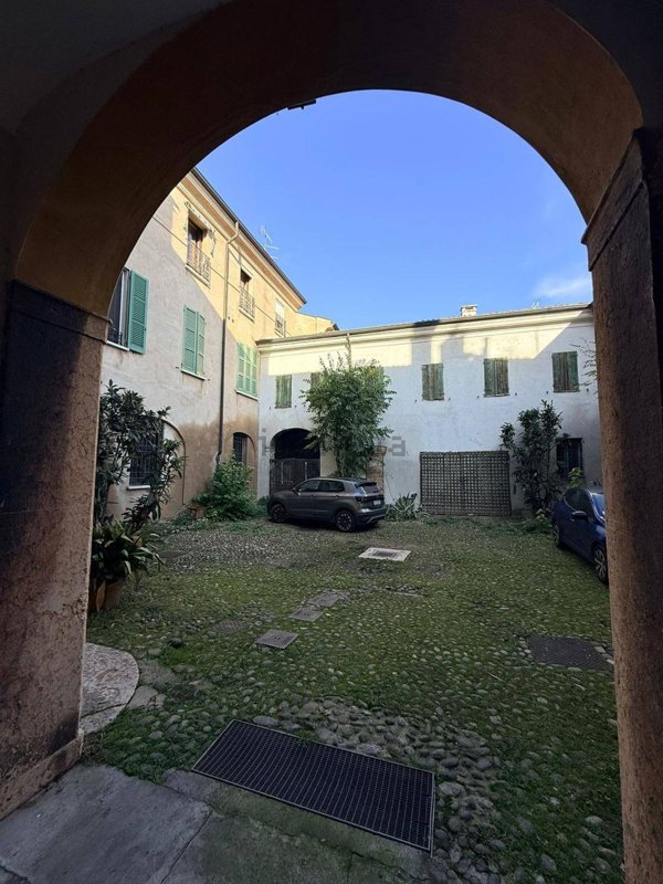 appartamento in vendita a Mantova in zona Centro Storico