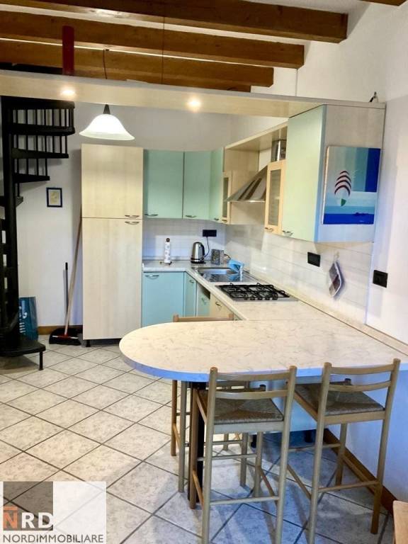 casa indipendente in vendita a Mantova in zona Centro Storico