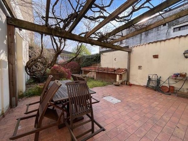 casa indipendente in vendita a Mantova in zona Centro Storico