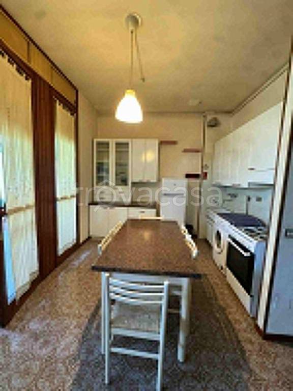 appartamento in vendita a Mantova in zona Lunetta-Frassino