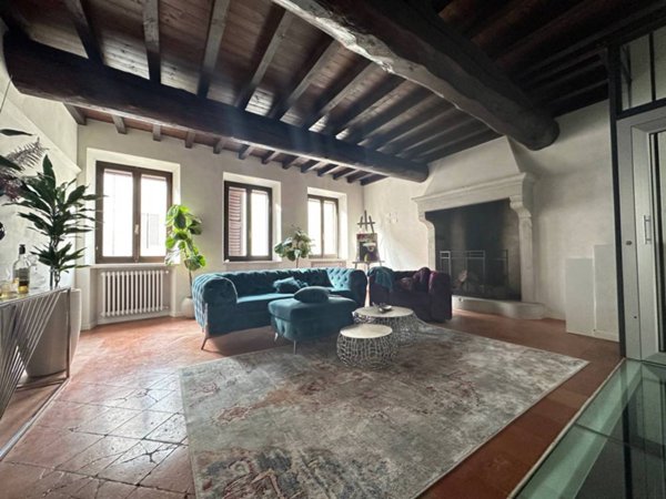 casa indipendente in vendita a Mantova in zona Centro Storico