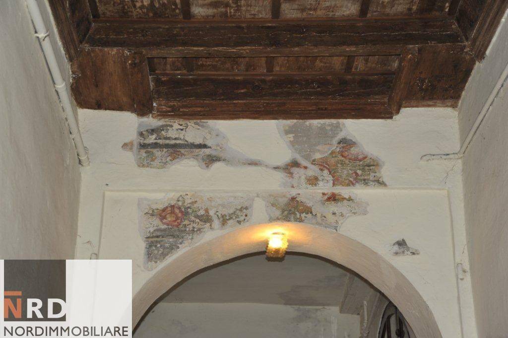 negozio in vendita a Mantova in zona Centro Storico