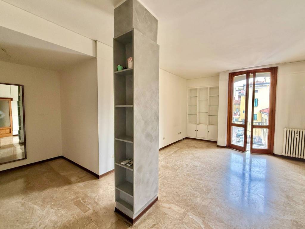 appartamento in vendita a Mantova in zona Centro Storico