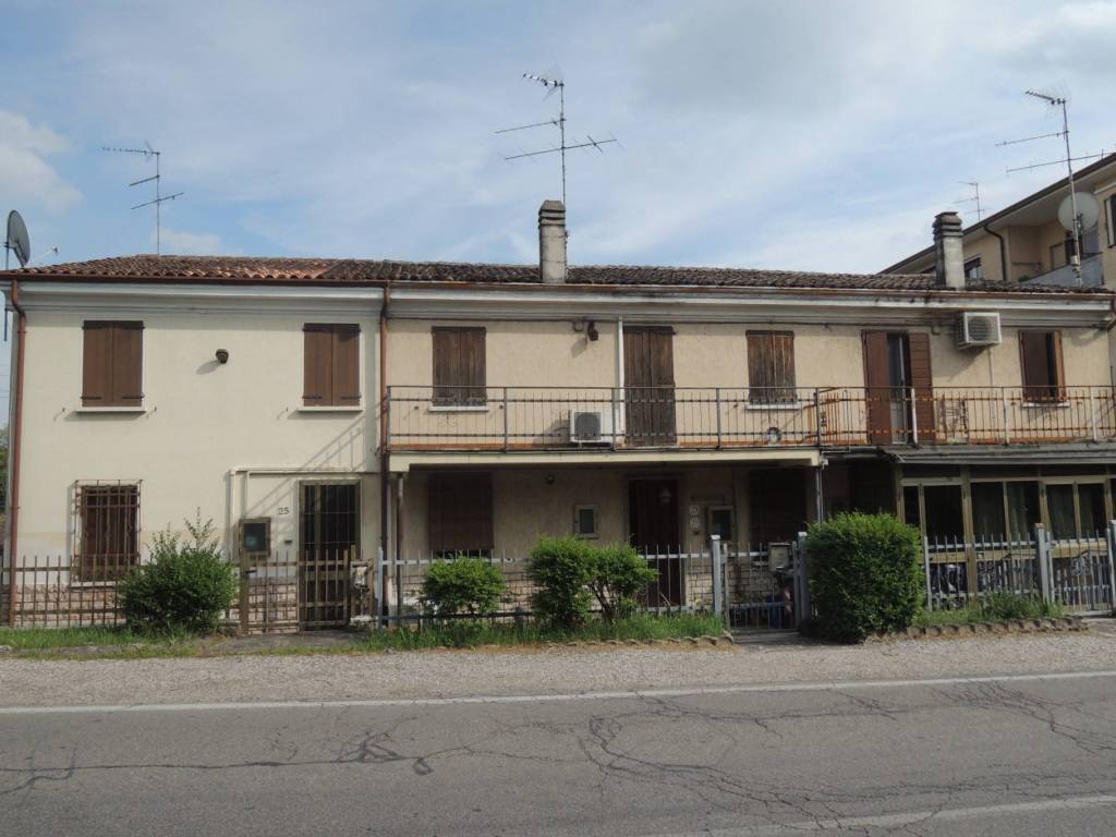 appartamento in vendita a Mantova in zona Cittadella